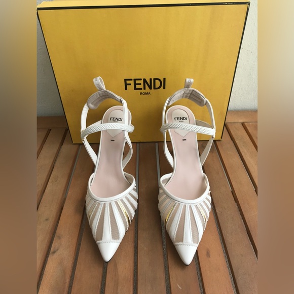 New Authentic FENDI Colibri Lite Mixed Media Pump - Picture 3 of 15